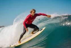 Biografie von Eric Plançon – Ein vielseitiger Profi-Surfer, Klimaexperte und öffentliche Persönlichkeit
